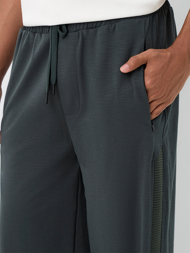 Nuoflexx Dark Green Self-Striped Mid-Rise Cotton-Blend Track Pants