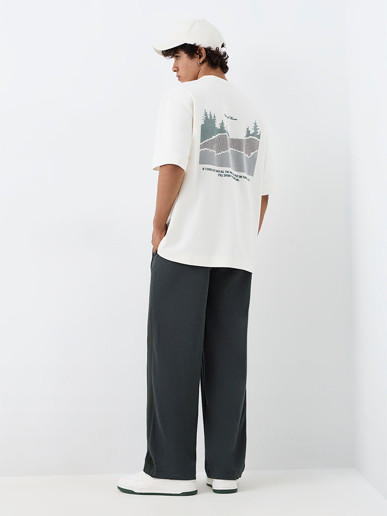 Nuoflexx Dark Green Self-Striped Mid-Rise Cotton-Blend Track Pants