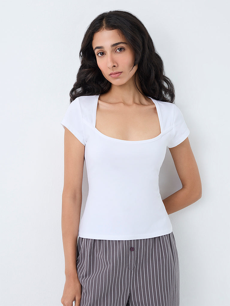 Superstar White Solid Cotton-Blend Top