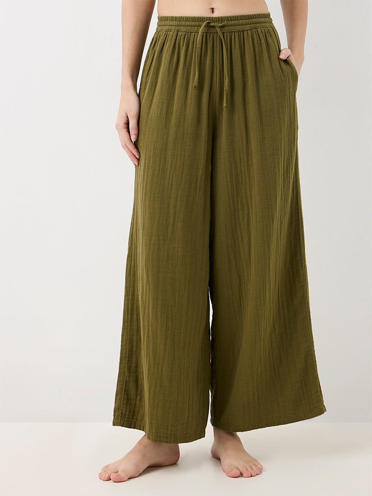 Wunderlove Olive Crinkle-Textured High-Waist Pants