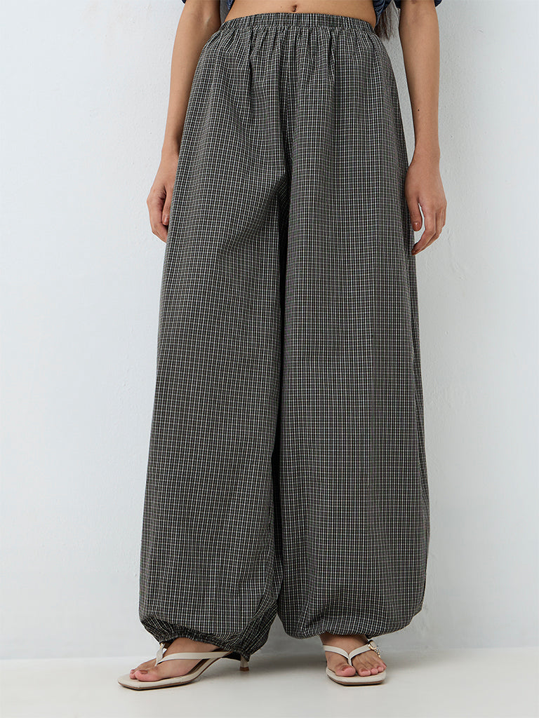 Nuon Black Checkered High-Rise Balloon Pants