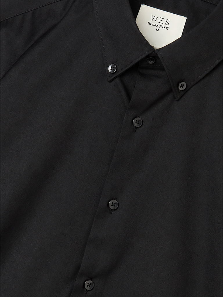 WES Formals Black Solid Slim-Fit Cotton Shirt