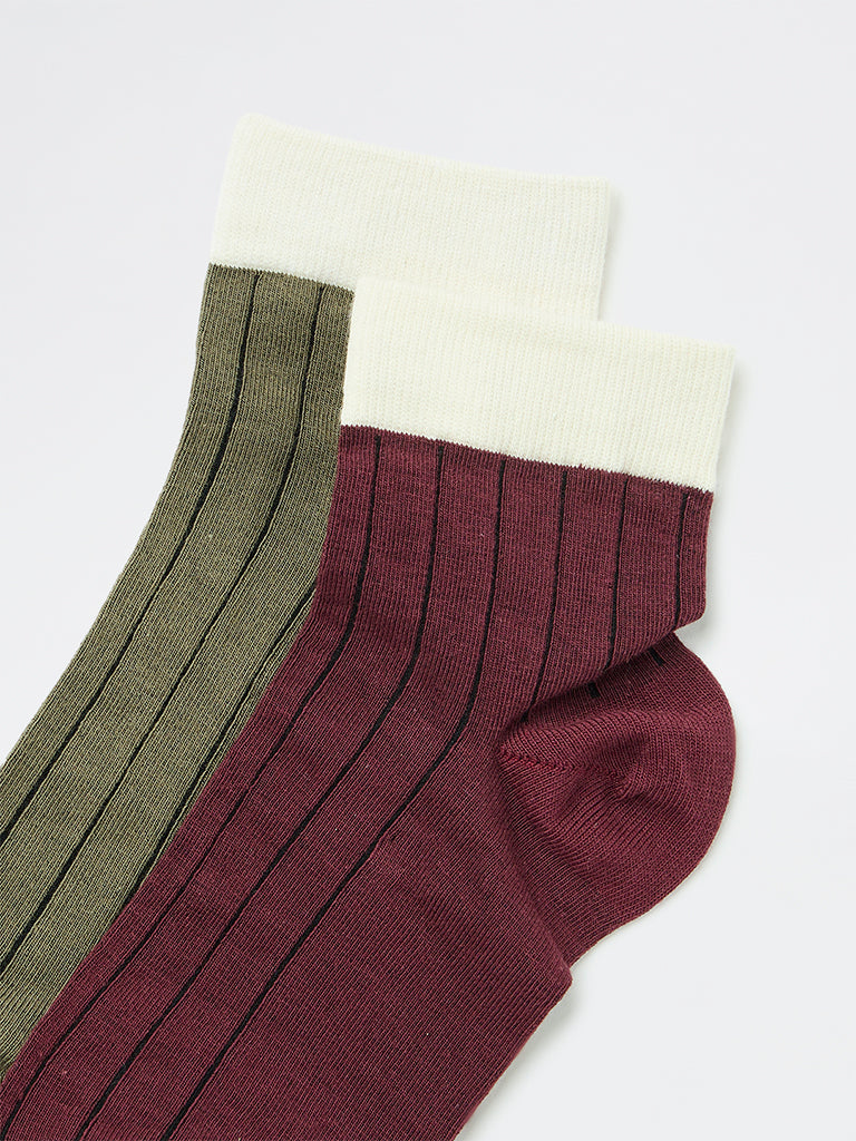 Wunderlove Burgundy and Olive Self-Striped Cotton-Blend Ankle Socks - Pack of 2