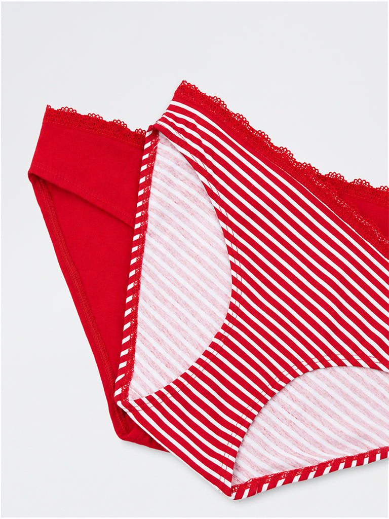 Superstar Red Solid Cotton-Blend Bikini Briefs - Pack of 2