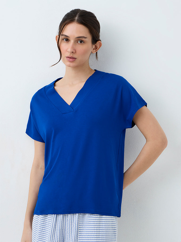 Wunderlove Blue Solid T-Shirt