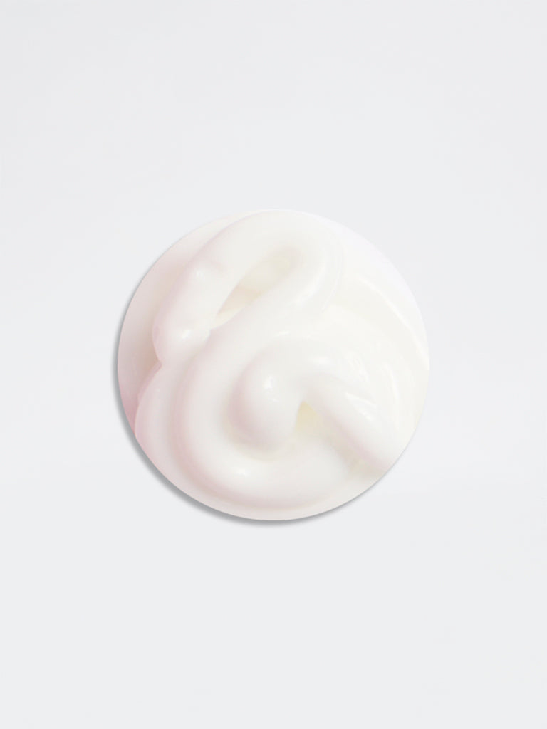 Studiowest Cherry Eclair Bath and Body Gift Set