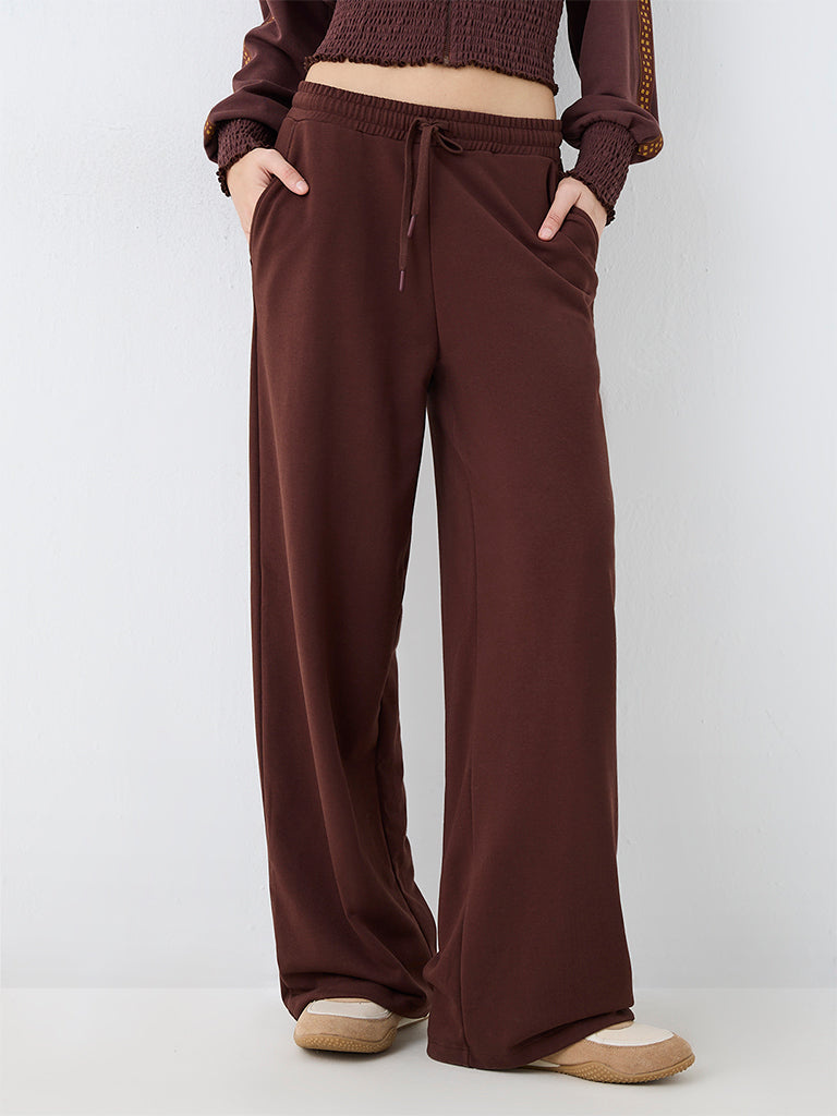 Nuoflexx Dark Brown Solid High-Rise Track Pants
