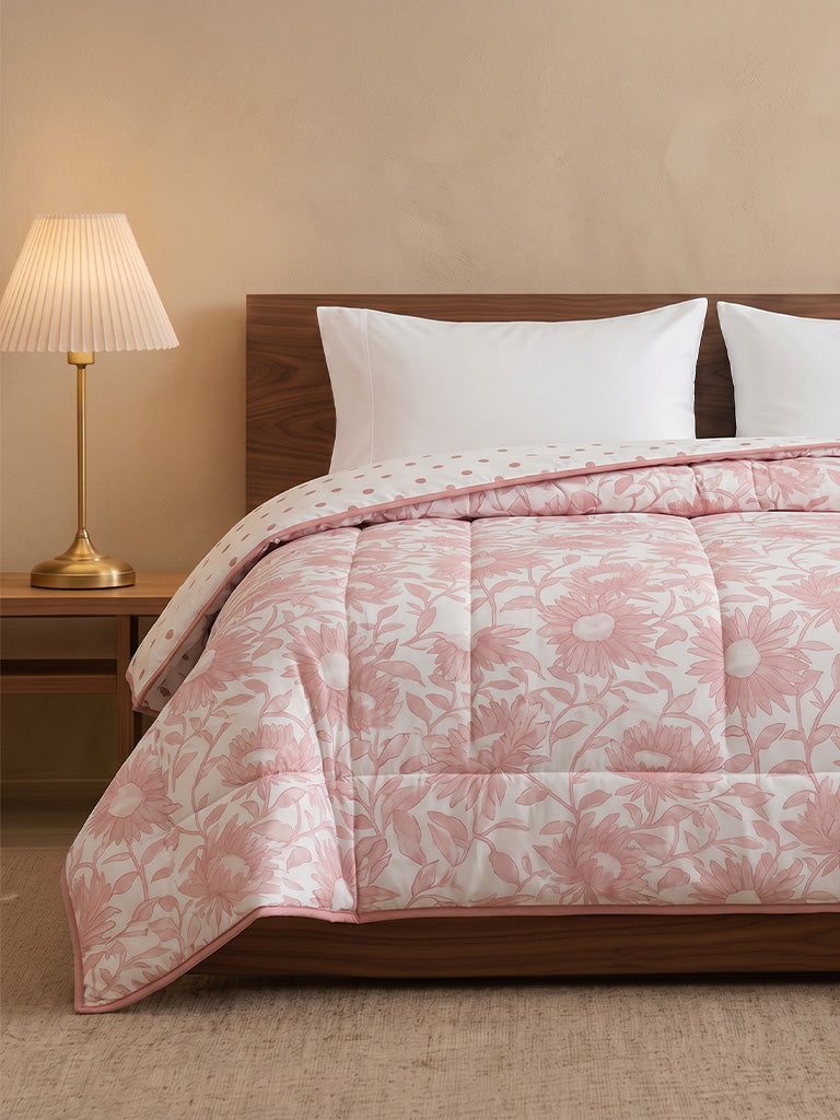 Westside Home Pink Sunflower Reversible Quilted Queen Bed Comforter