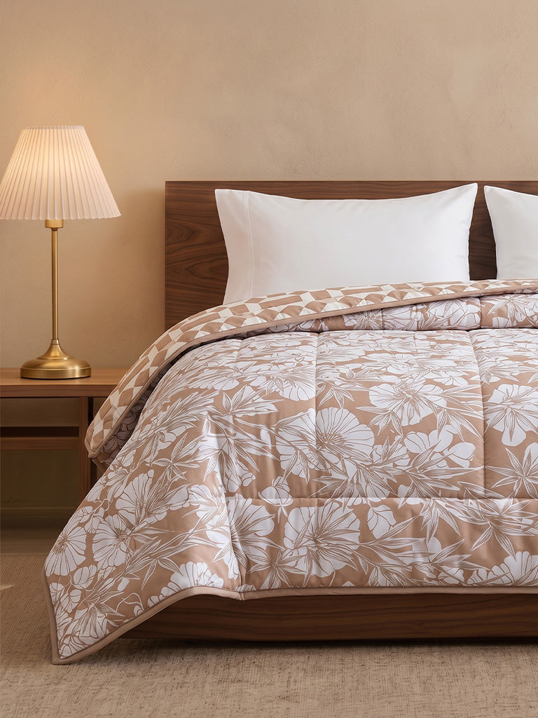 Westside Home Brown Floral Reversible Quilted Queen Bed Comforter