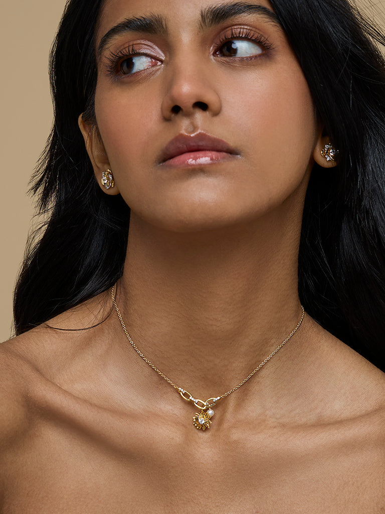 Gold Pearl Daisy Gold Plated Necklace