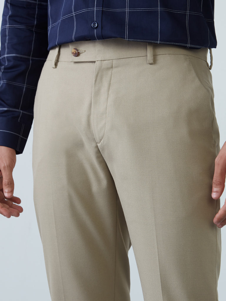 Westside WES Formals Men's Light Khaki Slim-Fit Mid-Rise Trousers for Work Wear Zoomed View